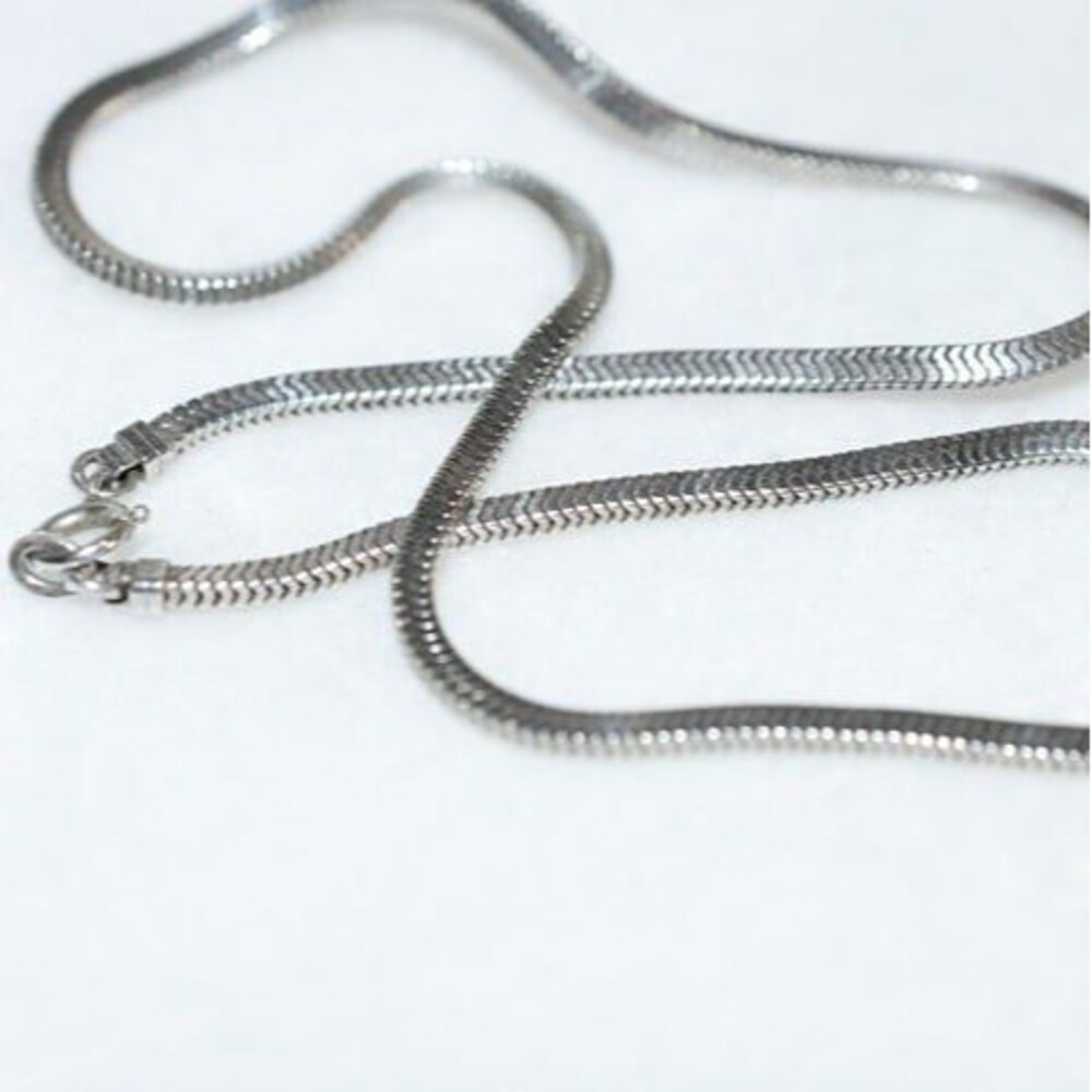 Sterling Silver .925 16 inch Herringbone Chain Round Spring Clasp Necklace